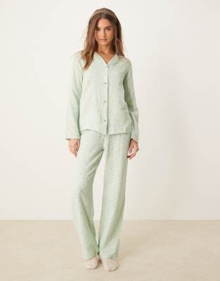 Urban Threads textured long sleeve revere and trouser pyjama set in green floral print