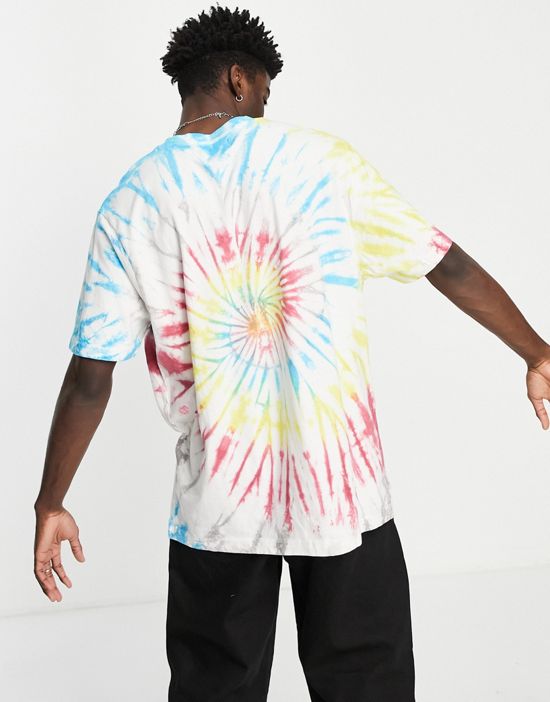 https://images.asos-media.com/products/urban-threads-tie-dye-wash-print-t-shirt/203307469-4?$n_550w$&wid=550&fit=constrain