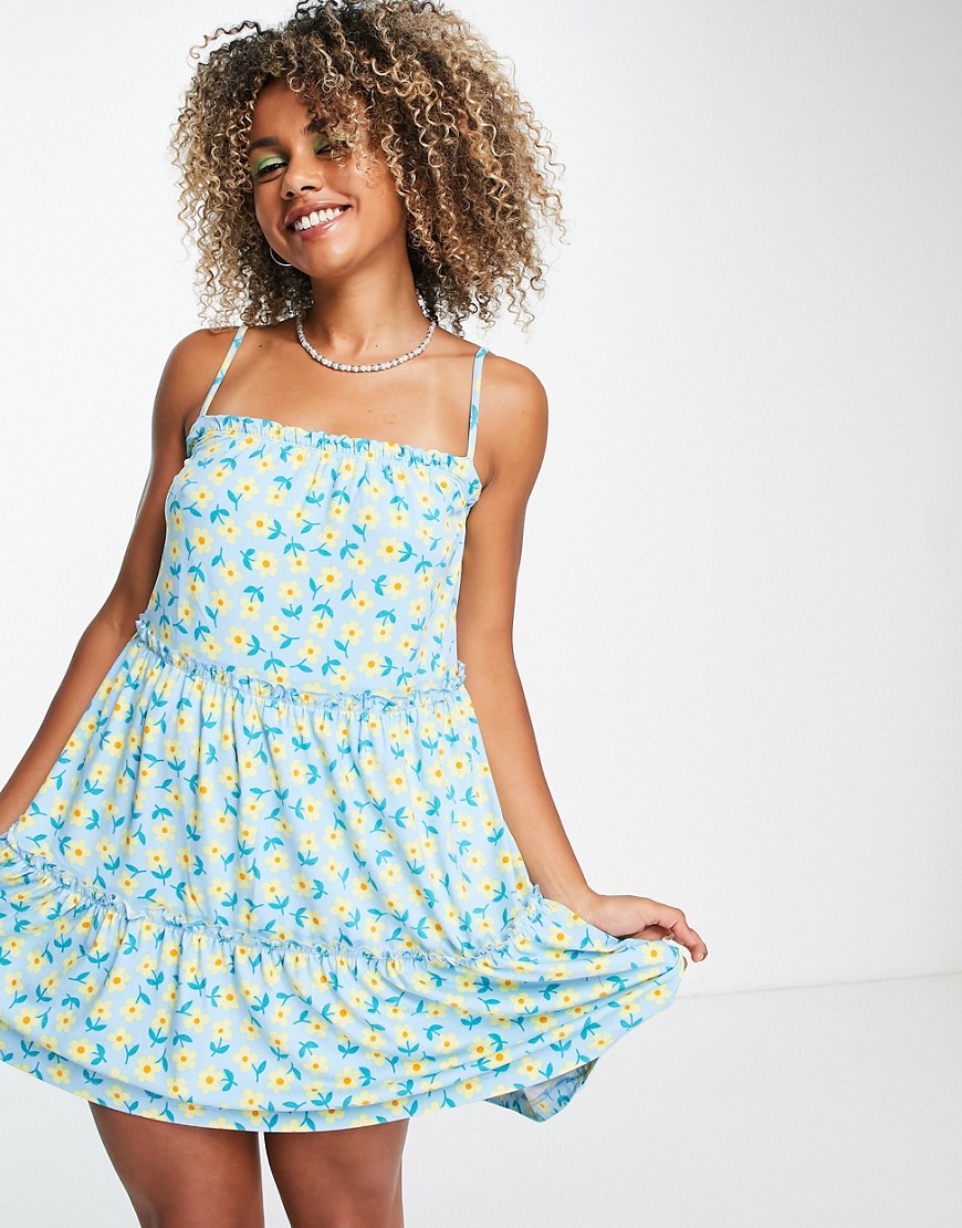 tiered swing dress in floral print-Multi