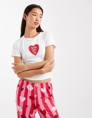 Urban Threads - Weißes, knappes T-Shirt mit „Girls Don't Cry"-Print