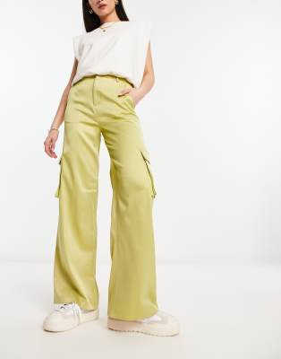 Urban Threads Urban Threads wide leg cargo trousers in sand-Neutral