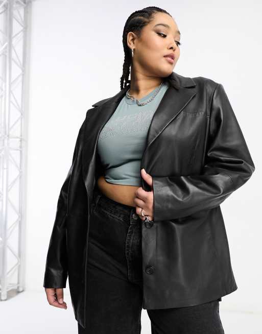 Urbancode Curve – Mittellanger Blazer aus Echtleder in Schwarz