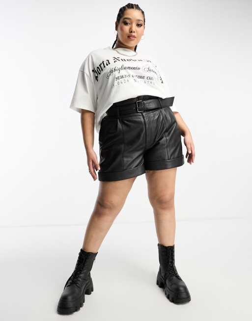Urbancode Curve - Pantaloncini neri in vera pelle con cintura