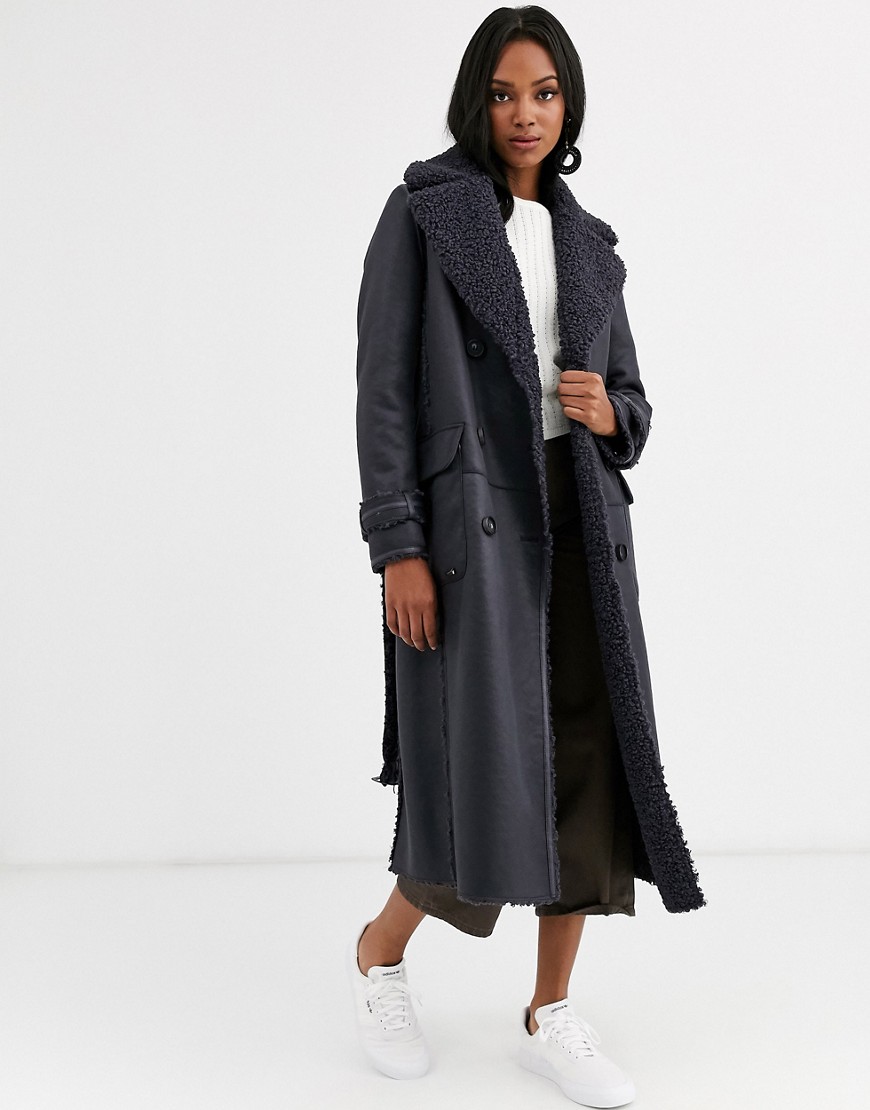 Urbancode - Lange omkeerbare jas van schapenvacht met riem-Marineblauw