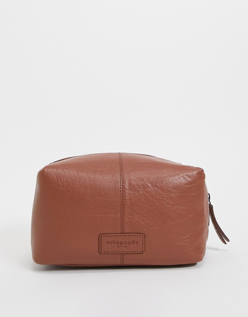 Urbancode Leather Wash Bag-brown
