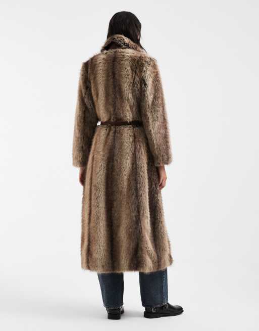 Urbancode manteau long évasé à nouer à la taille avec finition faux-fur marron, 3 de 4
