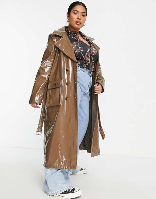 Urbancode Plus - Hoogglans jas in cappuccino bruin