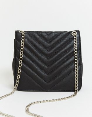 Urbancode Quilted Leather Bag With Chain Strap In Black | ModeSens