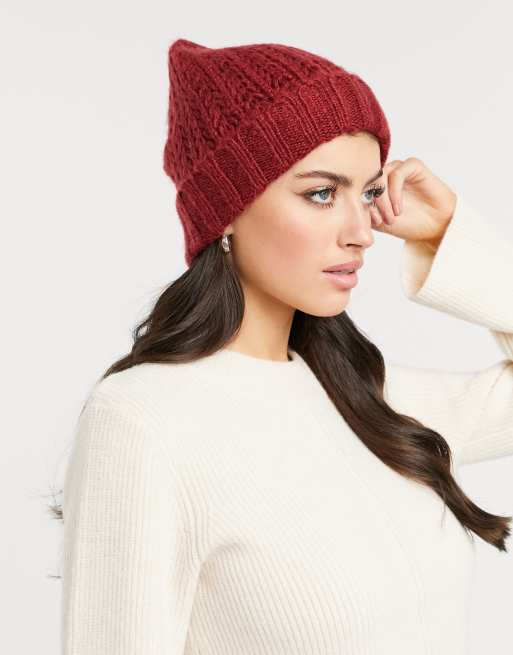 Dark red store beanie hat