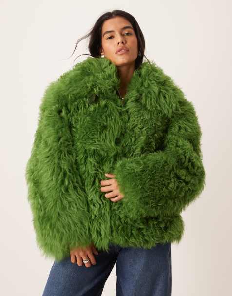 Urbancode shearling boxy monster jacket in green - view 1