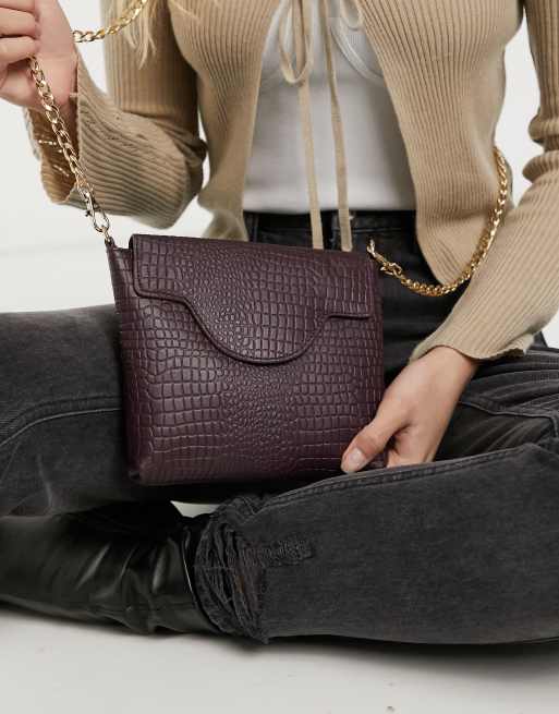 Urbancode Tasche In Krokodilleder Optik Mit Kettenriemen In Dunkler Beere Asos