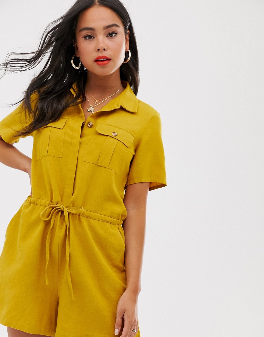 Utility-playsuit med lommer foran fra Pieces-Gul