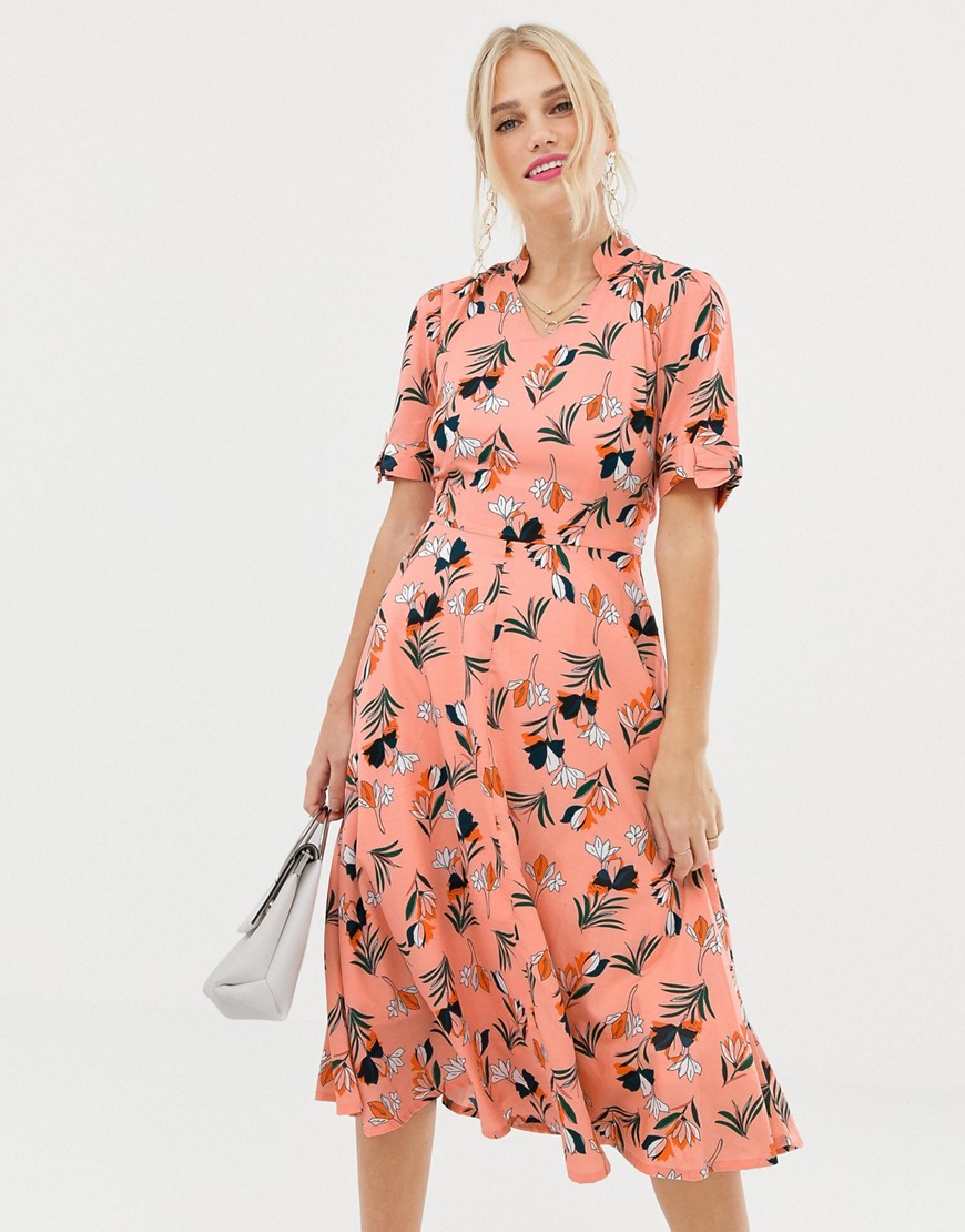 Uttam Boutique - Midi-jurk met kapmouwen en bloemenprint-Multi