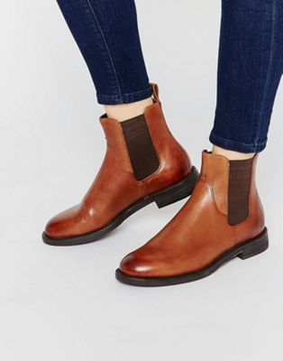 tan flat ankle boots