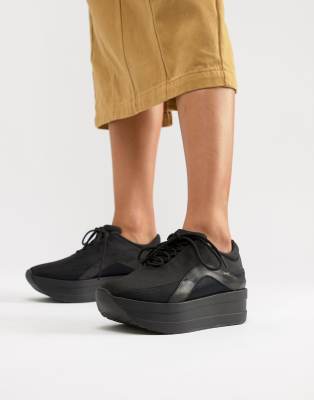 schwarze platform sneaker