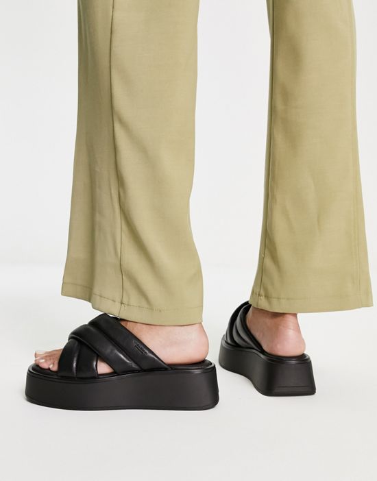 https://images.asos-media.com/products/vagabond-courtney-crossover-flatform-sandals-in-black-leather/201987478-2?$n_550w$&wid=550&fit=constrain