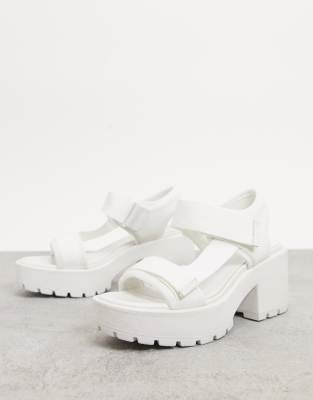 Vagabond Dioon chunky sporty heeled sandals white |