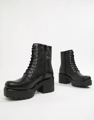 vagabond cosmo lace up chunky calf boot in black