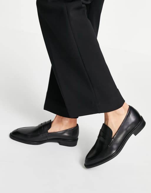 Vagabond black leather store loafers