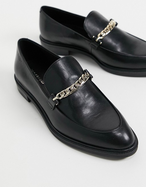 Vagabond Frances loafer with chain detail in black
