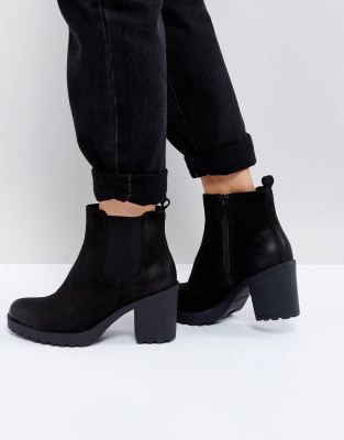 Vagabond Black Leather Ankle Boots |