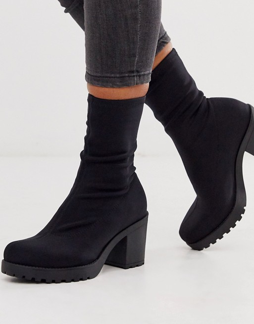Vagabond Grace black stretch mid heeled ankle boots