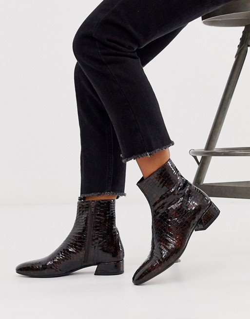 Vagabond Joyce brown leather croc flat ankle boots