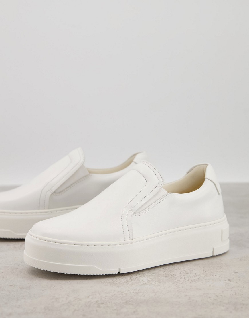 Vagabond Judy flatform slip on sneakers in white