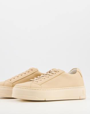 vagabond beige sneakers