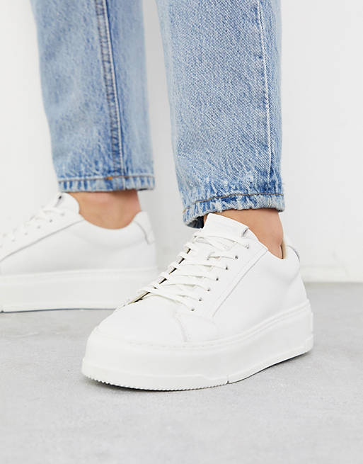 Vagabond Judy flatform trainers in white leather