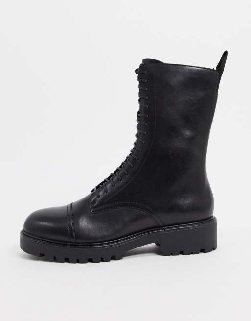 vagabond cosmo lace up chunky calf boot in black