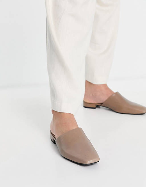 Vagabond Layla leather slip on mules in greige