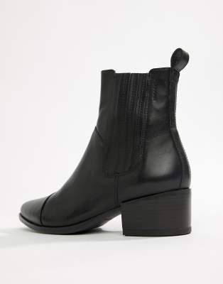 vagabond black ankle boots