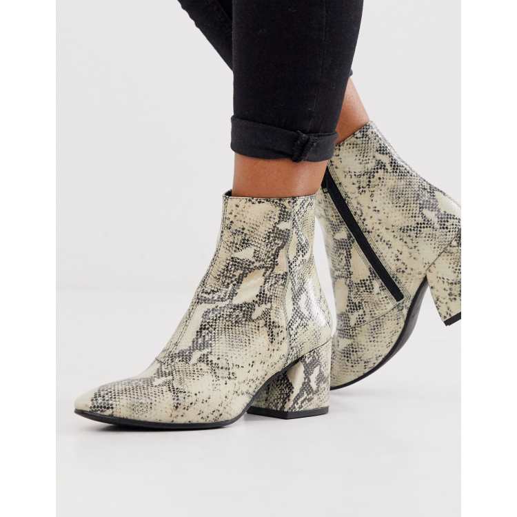 Vagabond Olivia natural leather pointed mid heeled ankle boots | ASOS