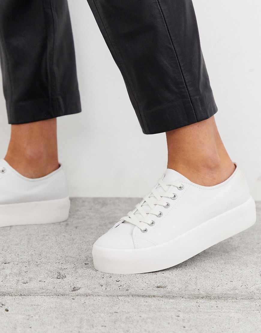 Vagabond - Peggy - Sneakers flatform in tela bianca-Bianco