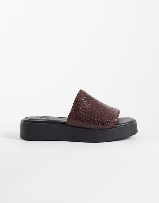 Vagabond Shoemakers - Danya - Chokoladebrune flatform-sandaler i læderflet, 2 af 4