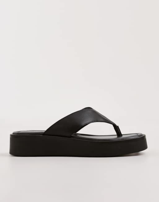 Vagabond Shoemakers Danya leather flatform thongs in black, 4 of 5
