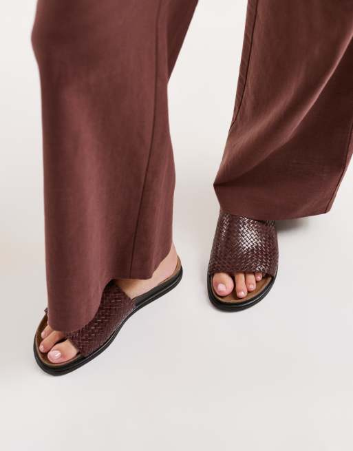 Vagabond Shoemakers Effie leather woven flat sandals in chocolate, 4 of 5