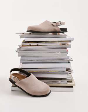 Vagabond Shoemakers Effie suede mules in taupe