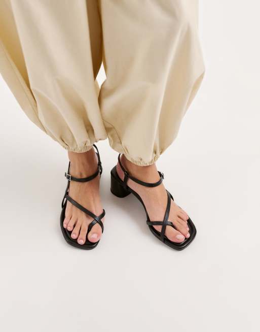 Vagabond Shoemakers - Evie - Sandales en cuir à talon et brides - Noir, 2 de 5