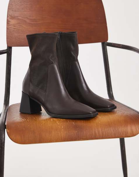 Vagabond Shoemakers Hedda leather heeled sock ankle boots in chocolate - view 1