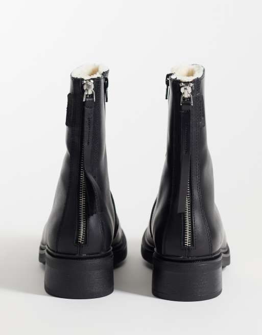 Vagabond Shoemakers Karlie flat ankle boots with warm lining in black leather, 3 of 5