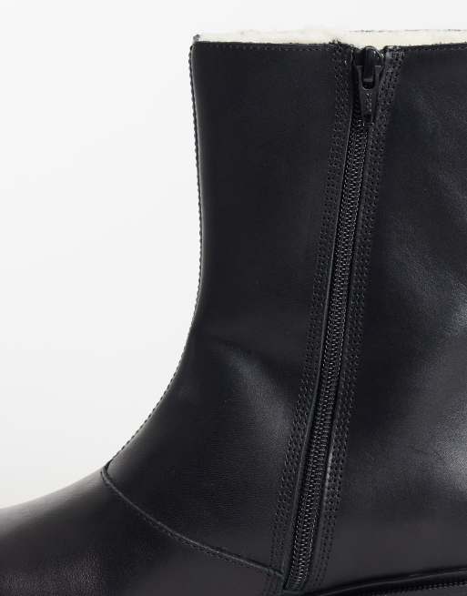 Vagabond Shoemakers Karlie flat ankle boots with warm lining in black leather, 5 of 5