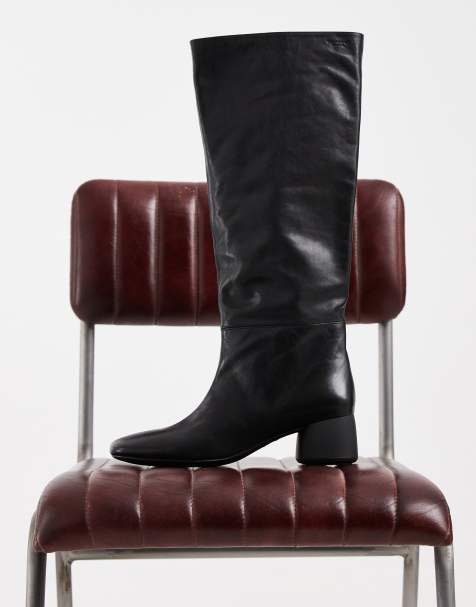 Vagabond Shoemakers Livia leather round toe knee boots in black - view 1