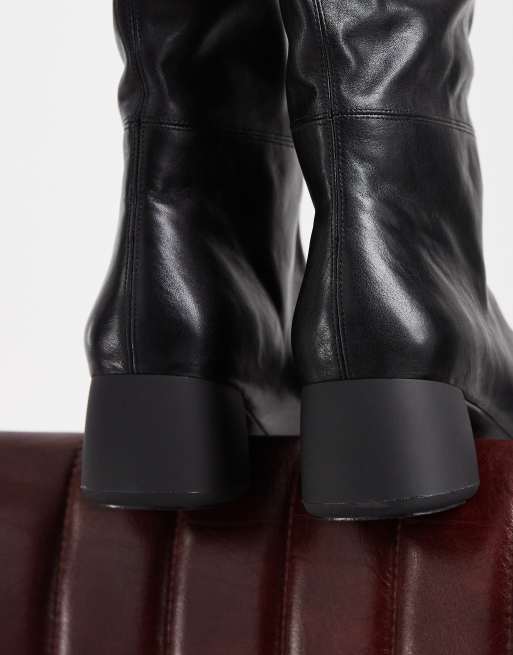 Vagabond Shoemakers Livia leather round toe knee boots in black, 2 of 4