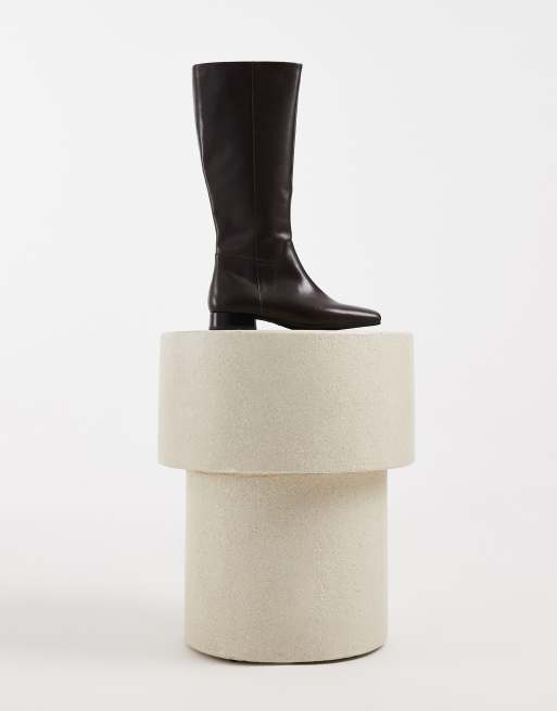 Vagabond Shoemakers Livia leather round toe knee boots in chocolate, 3 of 4