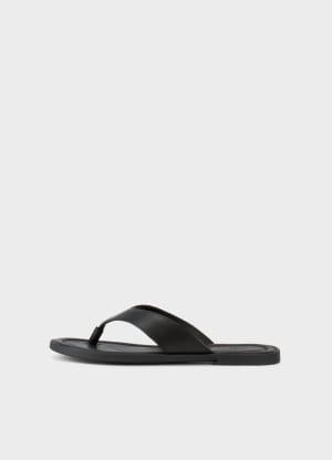 Vagabond Shoemakers Zaida leather flip flops in black