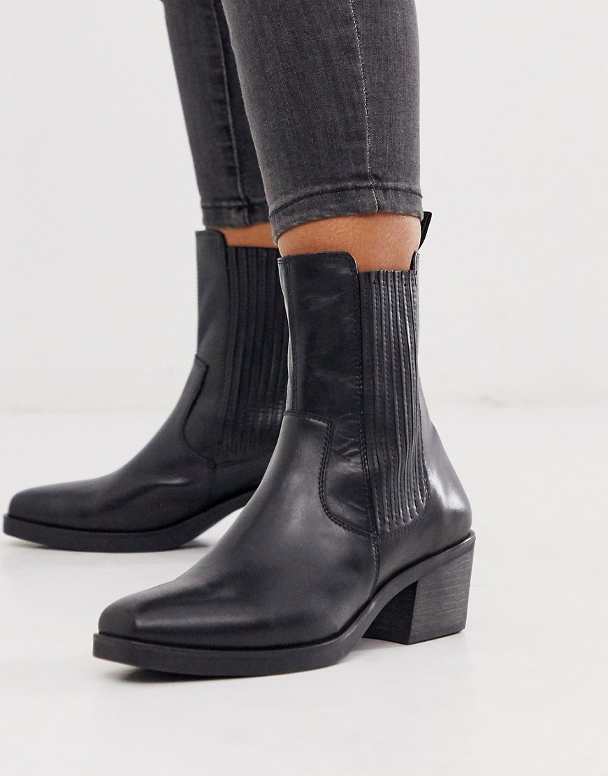 Vagabond - Simone - Sorte western læder ankelstøvler med medium hæl og firkantet tå