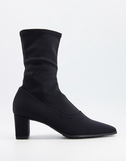 Vagabond Tessa mid heeled sock boot in black