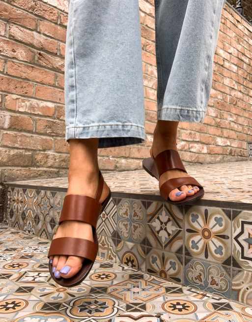 Vagabond Tia cross strap leather sandals in cognac ASOS